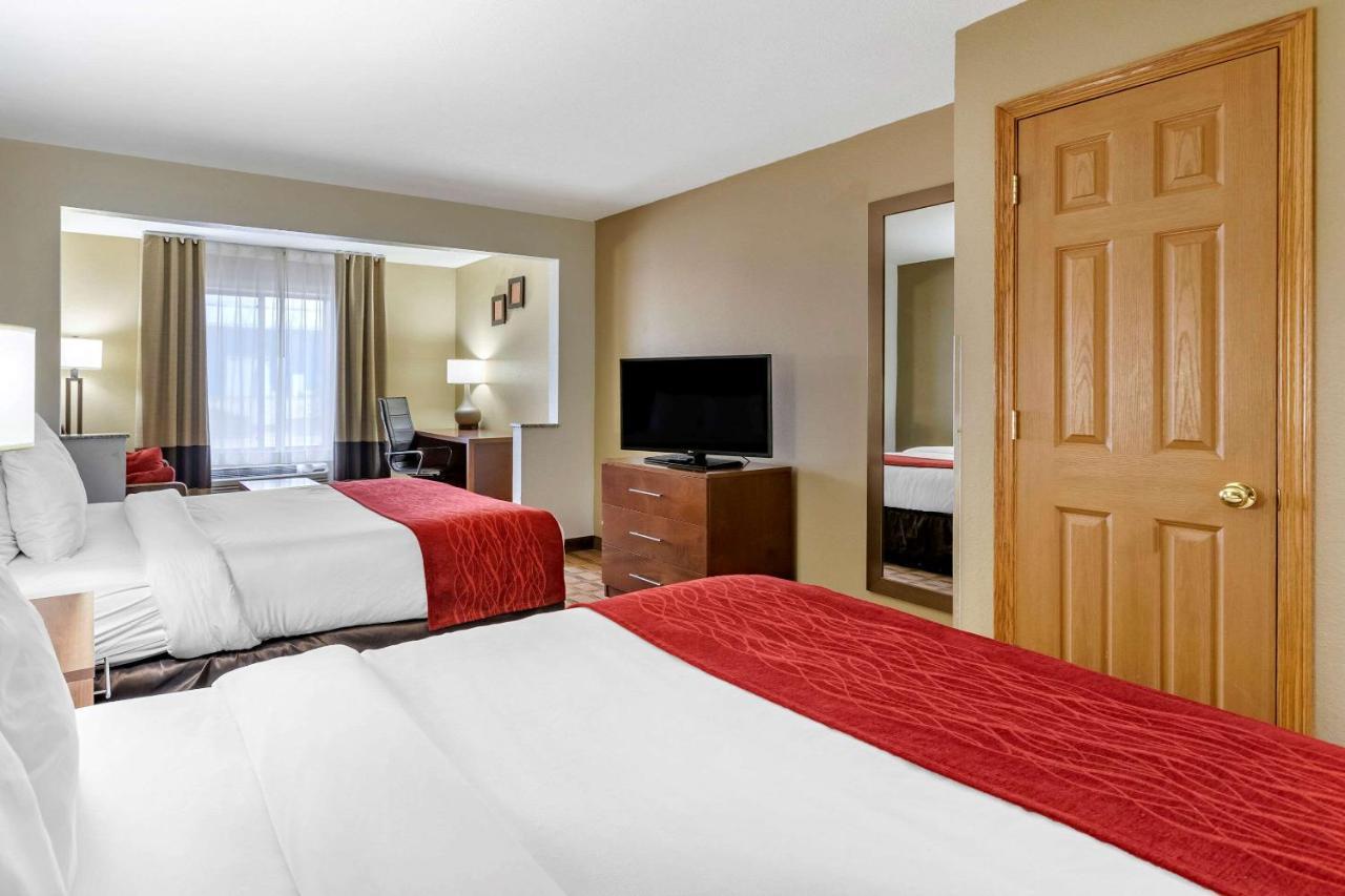 Hotel Comfort & North - Collins Road 2*